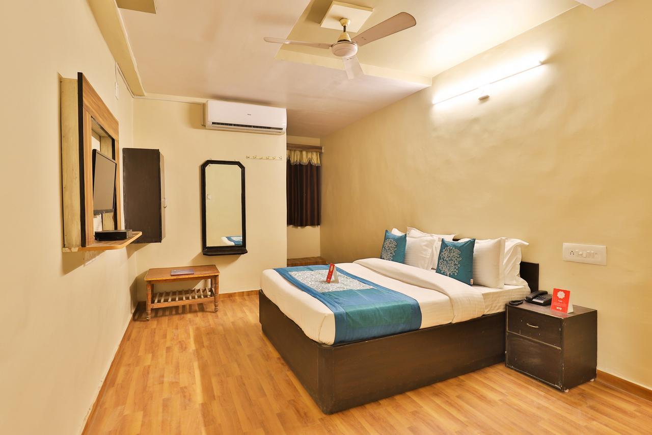 Oyo 11427 Hotel Kalyan Ahmedabad Extérieur photo